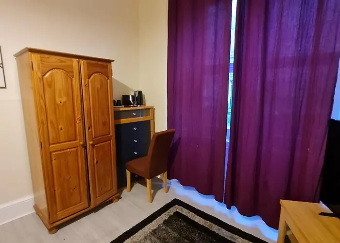 Cathcart Place Rooms